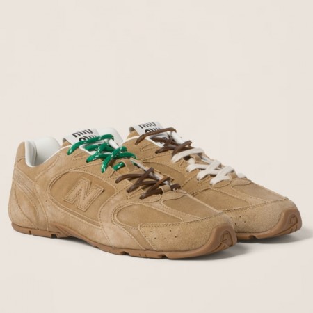 Miu Miu X New Balance 530 SL Sneakers in Ecru Suede
