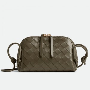 Bottega Veneta Concert Pouch in Cypress Intrecciato Lambskin