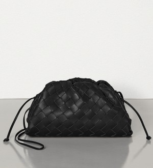 Bottega Veneta The Pouch 20 Clutch In Black Intrecciato Lambskin