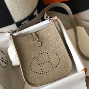 Hermes Evelyne III TPM Bag In Tourterelle Clemence Leather