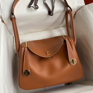 Hermes Lindy 26 Handmade Bag In Gold Swift Calfskin 