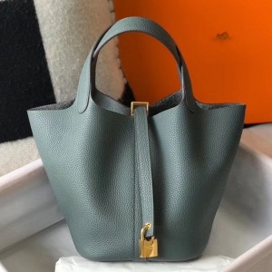 Hermes Vert Amande Picotin Lock PM 18cm Handmade Bag