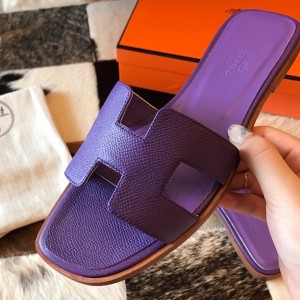 Hermes Oran Slide Sandals In Crocus Epsom Calfskin