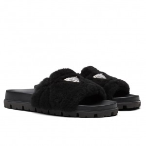 Prada Slide Slippers In Black Quilted Shearling 