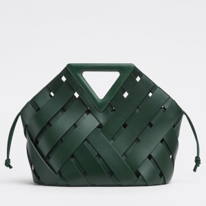 Bottega Veneta Medium Point Bag In Green Intrecciato Leather 
