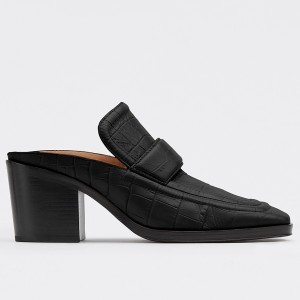 Bottega Veneta Mules In Black Crocodile Embossed Leather