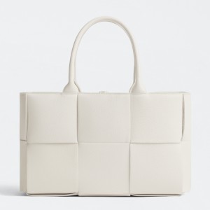 Bottega Veneta Arco Small Tote In White Grained Leather