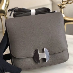 Hermes 2002 20cm Bag In Etain Evercolor Calfskin