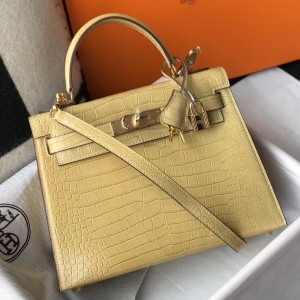 Hermes Kelly Bag 28cm Rouge Casaque Clemence Gold Hardware