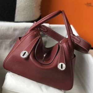 Hermes Lindy 26cm Bag In Bordeaux Clemence With PHW