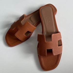 Hermes Oran Slide Sandals In Gold Clemence Leather