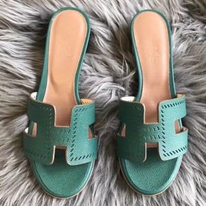 Hermes Oran Perforated Sandals In Malachite Epsom Leather