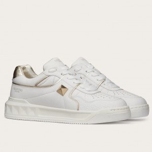 Valentino Women's One Stud Low-top Sneakers In White Leather